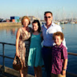 Meet your Posher, Demi